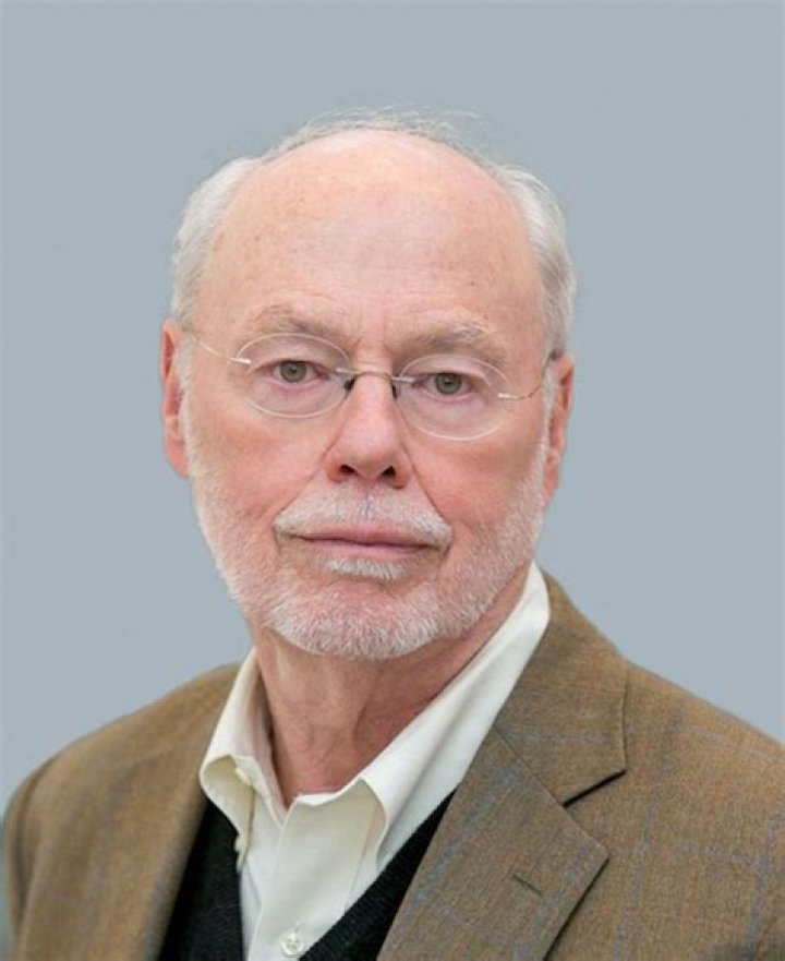 Alan Sharp Net Worth