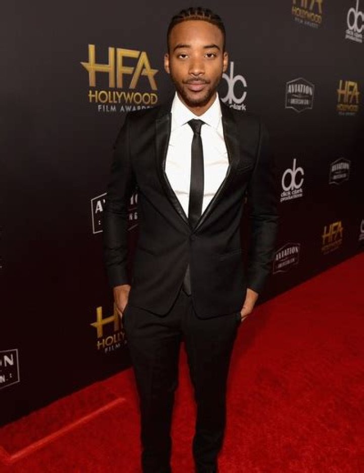 Algee Smith Height, Weight, Body Measurements, Shoe Size