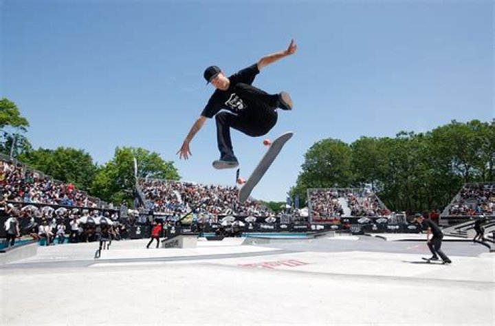 Andrew Reynolds Net Worth