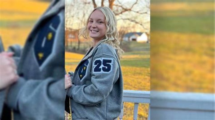 Bailey Breedlove Instagram: Follow her Age on Tiktok and Six Flags