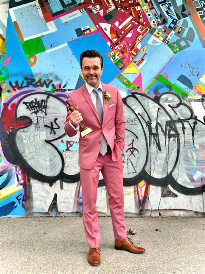 Billy MacLellan Net Worth