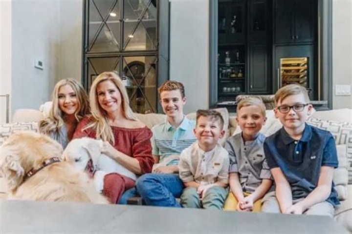 Brittany Boyer Bio, Age, Family, Husband, Wedding, Kids, Salary, AccuWeather