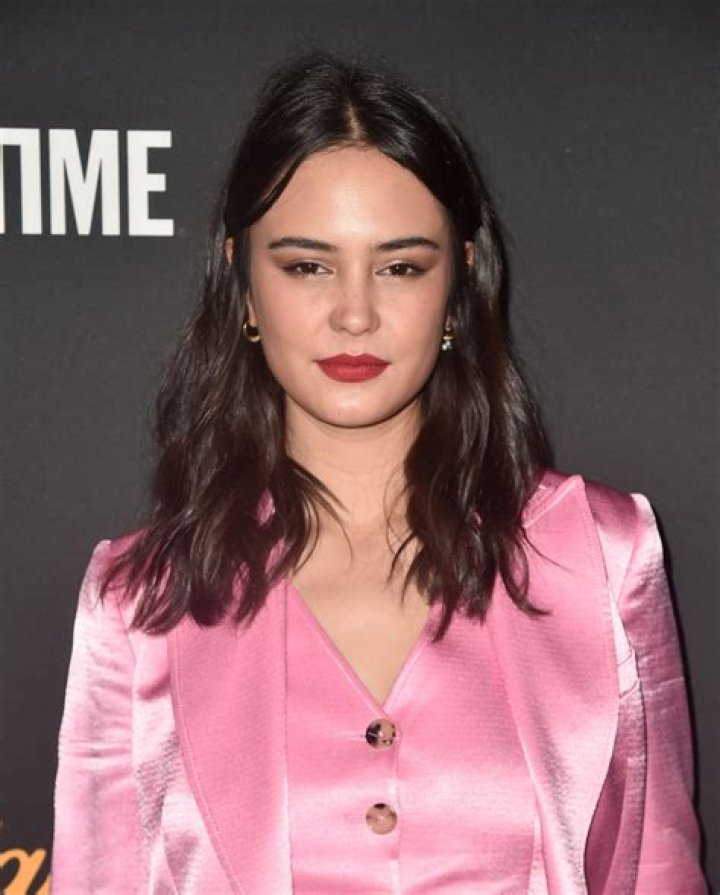 Courtney Eaton Net Worth