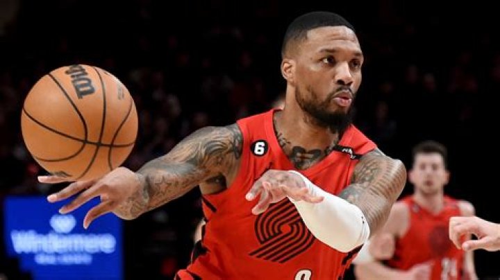 Damian Lillard Net Worth: Details About Height, Trade, Stats, Contract - SarkariResult