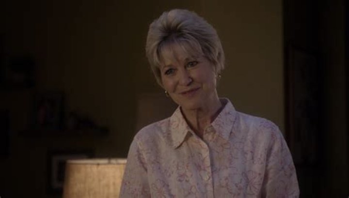 Dee Wallace Net Worth