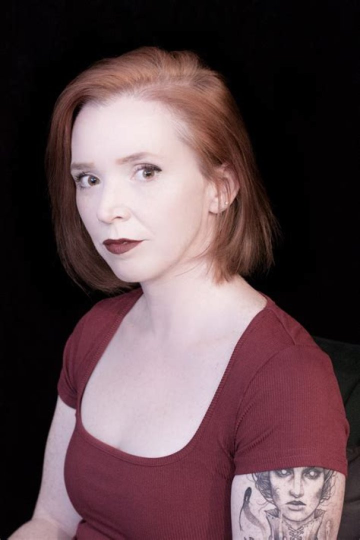 Elaine Devry Net Worth
