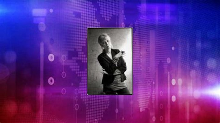 Elizabeth LeCompte Net Worth