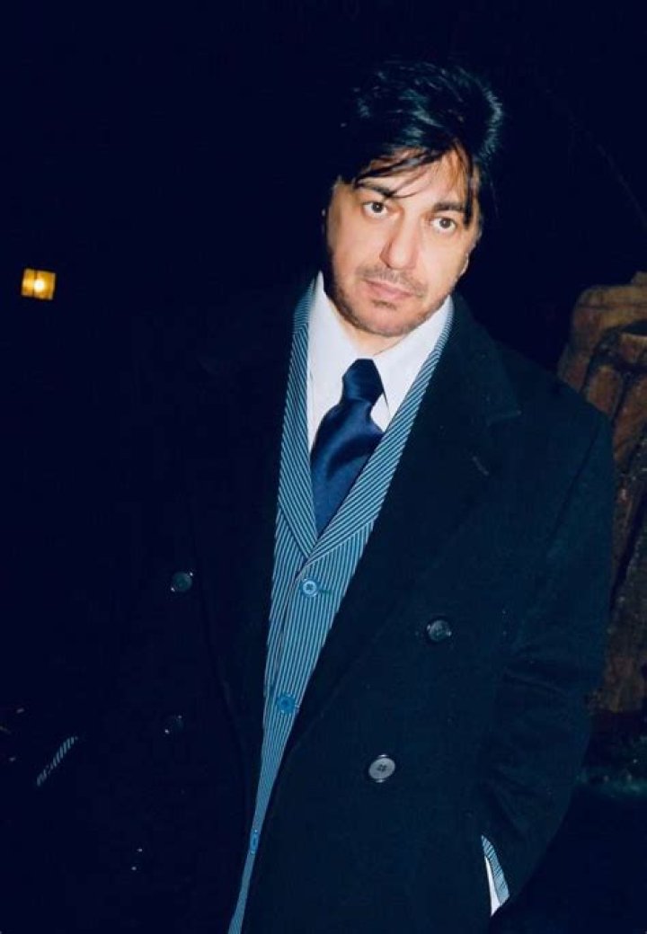 Farzan Deljou Net Worth