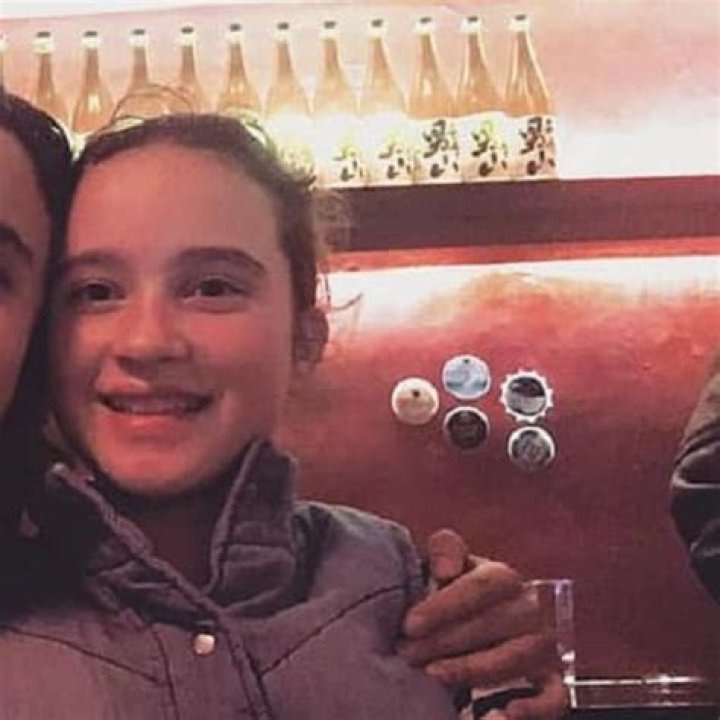 Felicity-Amore Castle-Hughes Net Worth