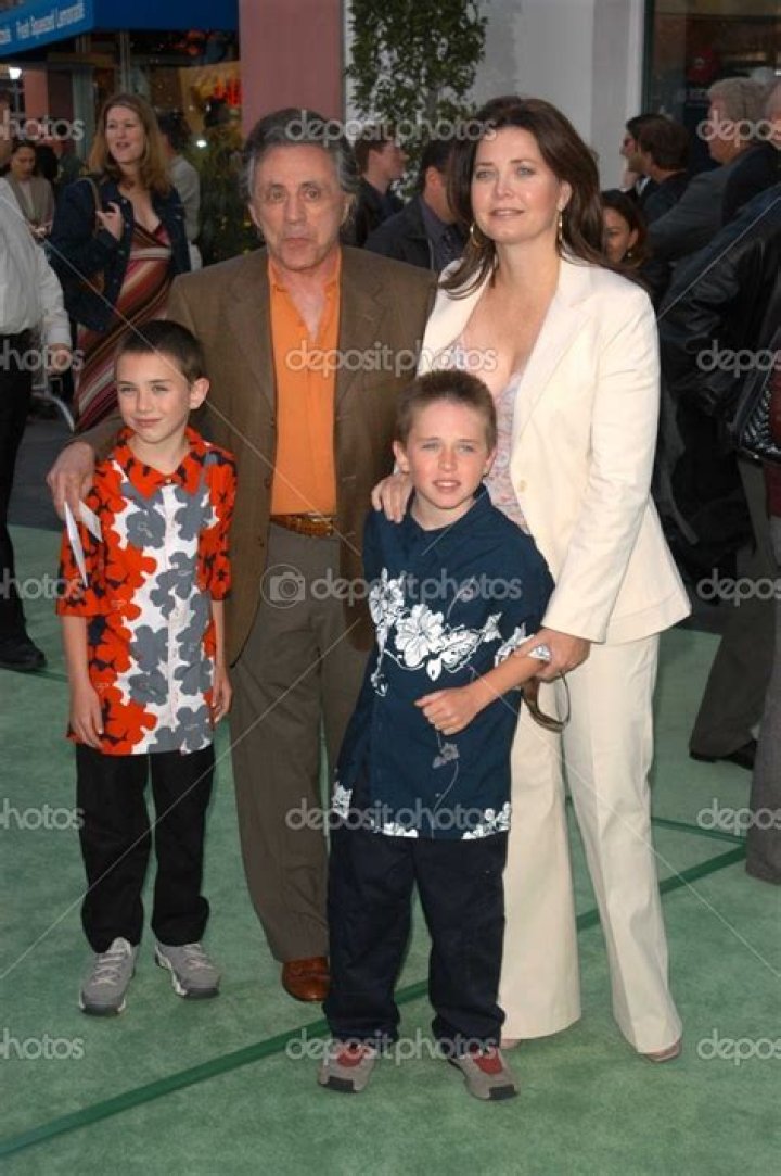 Frankie Valli Net Worth: Details About Children, Spouse, Songs, Height - SarkariResult