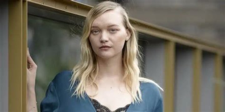 How rich is Gemma Ward? Famous Australian model’s Wiki