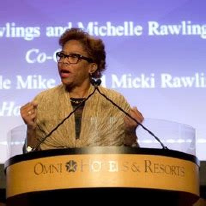 Jennifer Ayers-Moore Net Worth