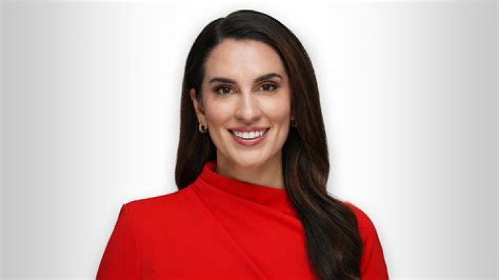 Kristen Berset Bio, Wiki, Age, Height, Husband, Children, Family, WUSA-9, Salary, and Net Worth