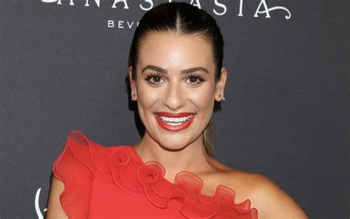 Lea Michele Net Worth: Details About Movie, Career, Awards, Age, Income - SarkariResult