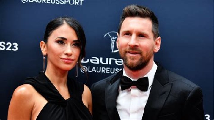 Lionel Messi's Wife Antonelle Roccuzzo Married Life; Her Net Worth, Wiki, and Profession At Glance