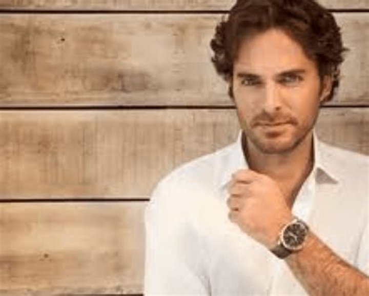 Manolo Cardona Net Worth