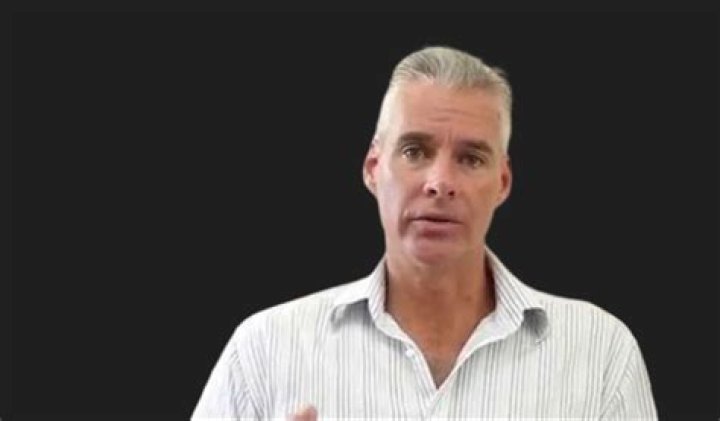 Michael Earle Net Worth