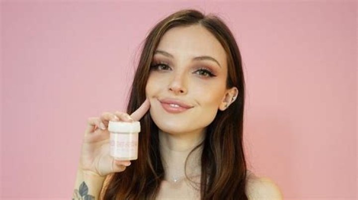 Mikhael Wilder Net Worth