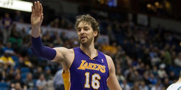 Pau Gasol: Girlfriend, net worth, tattoos, smoking & body facts