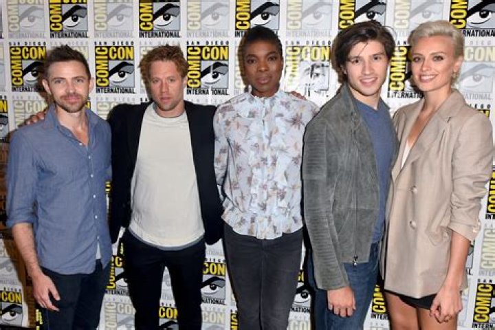 Shaun Sipos Net Worth