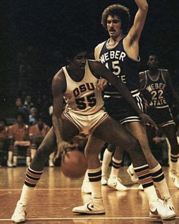 Steve Johnson (basketball)