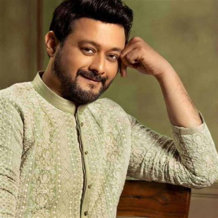 Swapnil Joshi Net Worth