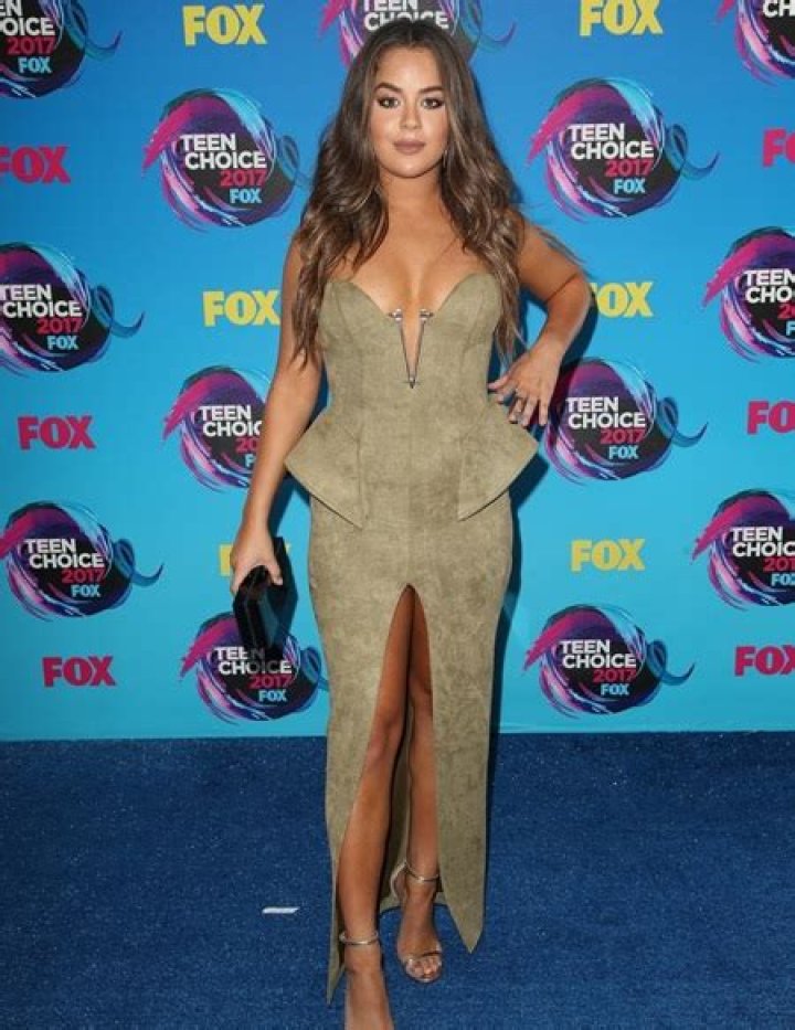 Tessa Brooks Height, Weight, Measurements, Bra Size, Shoe Size