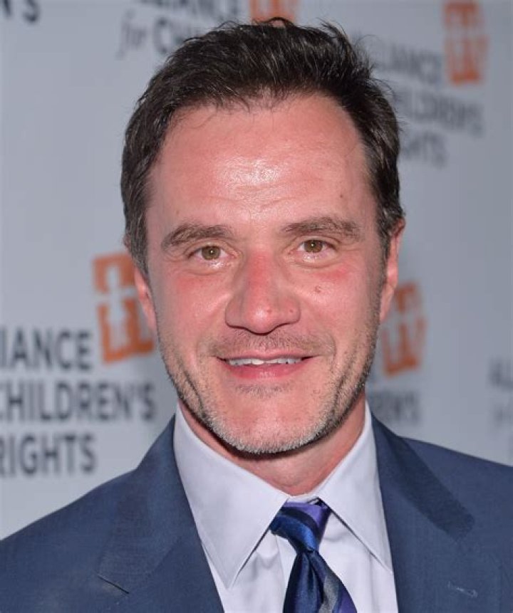 Tim DeKay Bio, Wiki, Age, Height, Parents, Wife, Movies and Net Worth