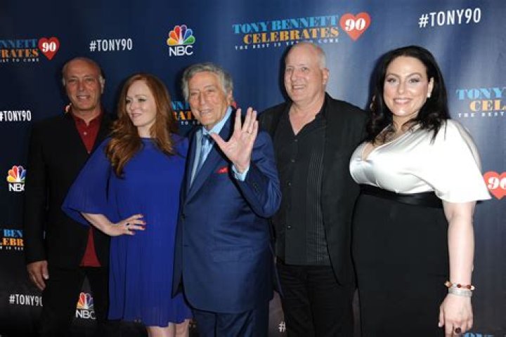 Tony Bennett Net Worth: Details About Died, Albums, Wiki, Wife, Songs - SarkariResult