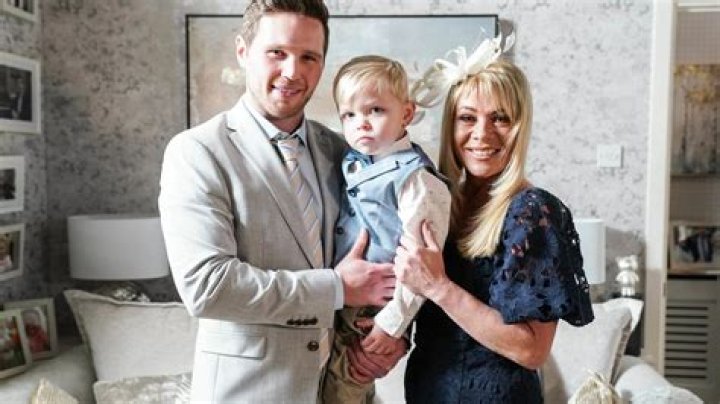 Understanding Albie's Dad in Eastenders, Exploring Albie's Character, and Where to Watch the Series - SarkariResult