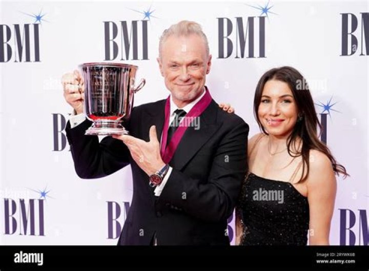 Who is Gary Kemp second wife, Lauren Barber?