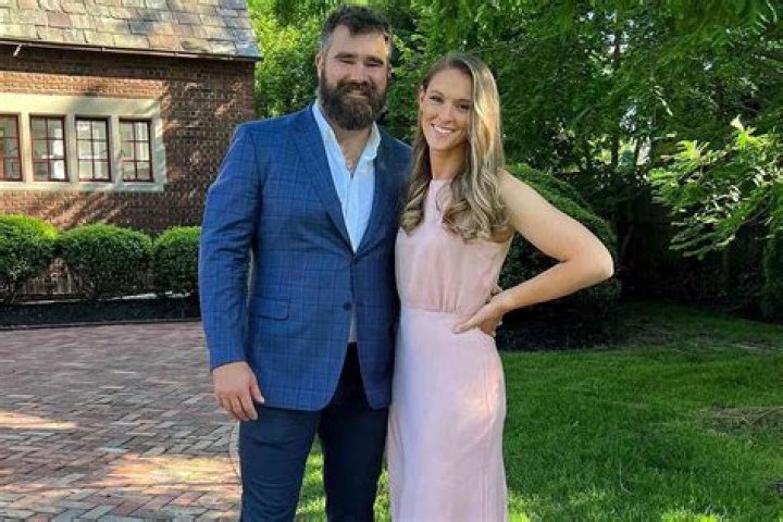 Who Is Nina Heisser? Meet The Gorgeous Wife Of NFL Star Earl Thomas!