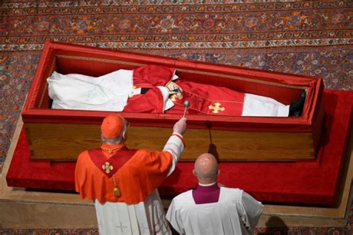 Who Is Pope Francis Mother? Details To Know About Regina Maria Sivori